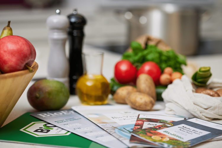 Bio-Beratung-in-Kuechen-Grosskuechen-Kantinen-Oeko-Gemeinschaftsverpflegung