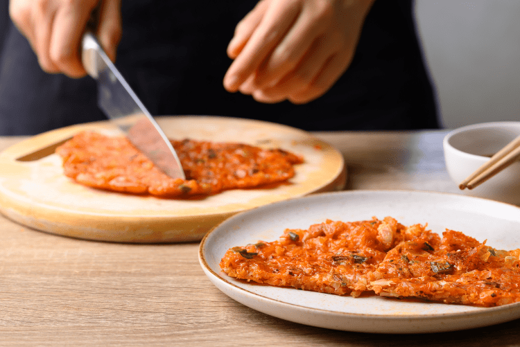 ESSEN & ERNÄHREN, Vegan in der Gemeinschaftsgastronomie, koreanische pancakes, Falk Millisterfer, Hülsenfrüchten,Weiterbildung für Fachkräfte und Teams