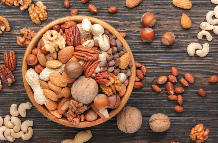 Nüsse auf dem Speiseplan kennzeichnen,Allergen Schalenfrüchte, Nüsse im Speiseplan, Nüsse Allergene, vegetarische Gerichte, Allergenkennzeichnung, Qualität in Großküchen